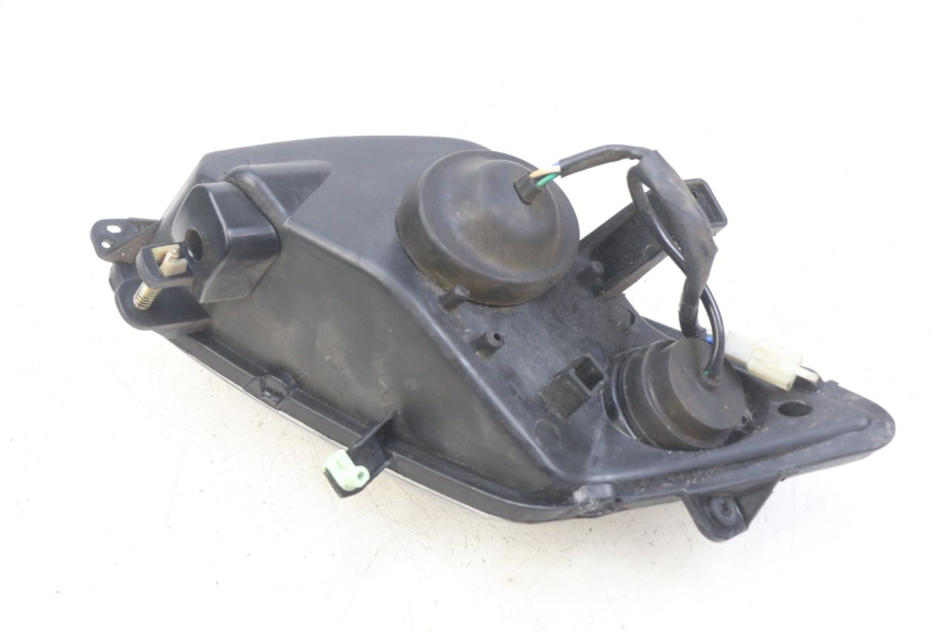 photo de PHARE AVANT GAUCHE PEUGEOT CITYSTAR 2T 50 (2018 - 2021) - Points de fixation