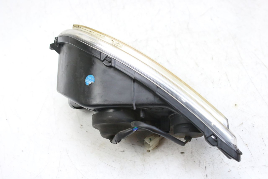 photo de PHARE AVANT GAUCHE PEUGEOT CITYSTAR 50 (2013 - 2017) - Points de fixation