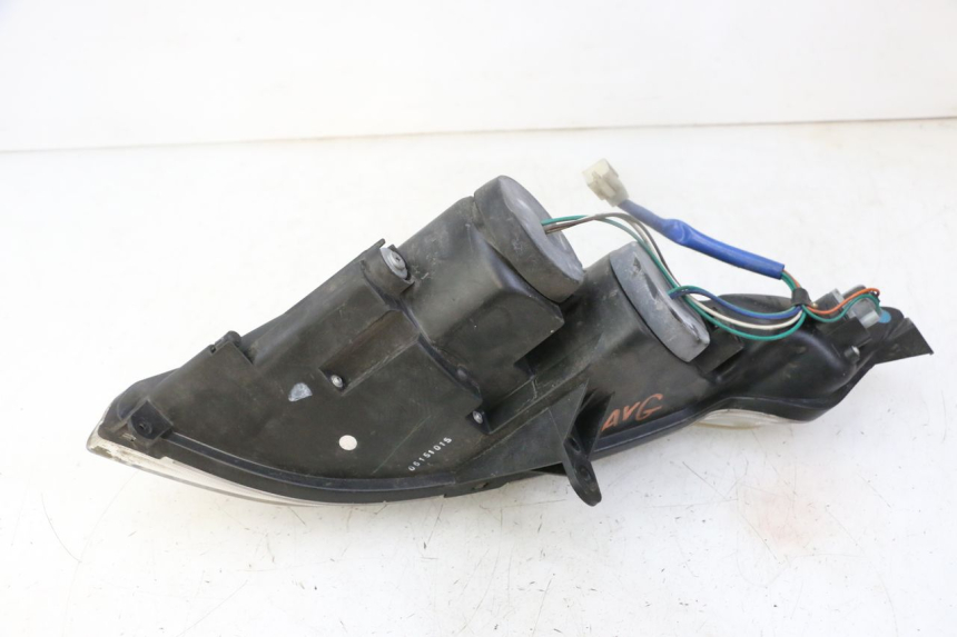 photo de PHARE AVANT GAUCHE KYMCO DINK STREET 125 (2009 - 2014) - Points de fixation