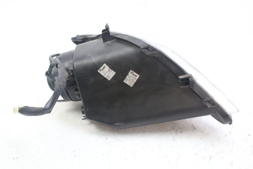 photo de PHARE AVANT GAUCHE PEUGEOT GEOPOLIS RS 125 (2007 - 2009) - Autre angle de vue