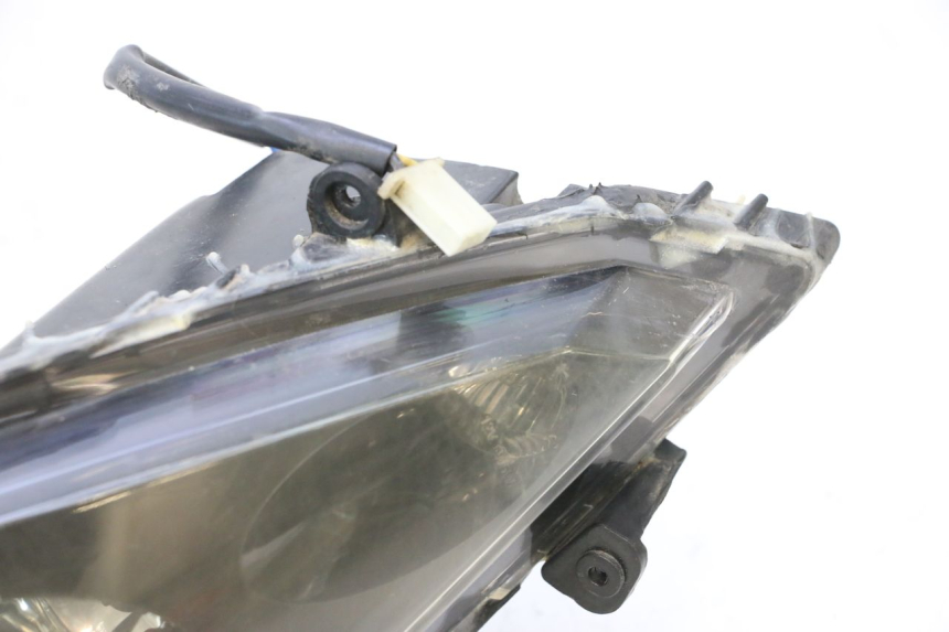 photo de PHARE AVANT GAUCHE KEEWAY MATRIX RX9 125 (2006 - 2007) - Zoom composants