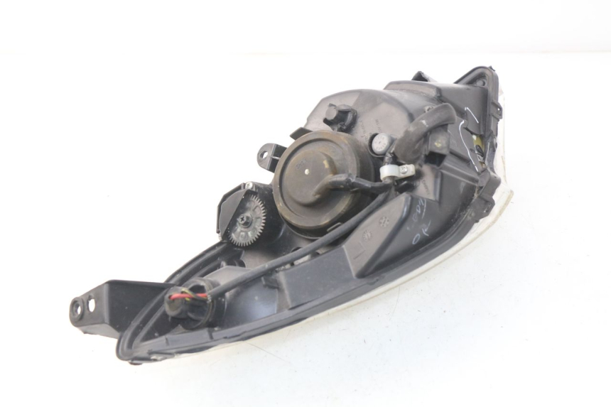 photo de PHARE AVANT GAUCHE PEUGEOT SATELIS 300 (2012 - 2015) - Vue d’ensemble