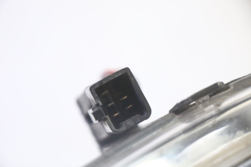 photo de PHARE AVANT GAUCHE PEUGEOT SATELIS 125 (2010 - 2012) - Pièce contrôlée