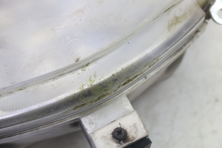 photo de PHARE AVANT KYMCO GRAND DINK 125 (2008 - 2014) - Points de fixation