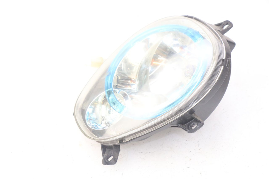 photo de PHARE AVANT EUROCKA GREEN 1 - Points de fixation