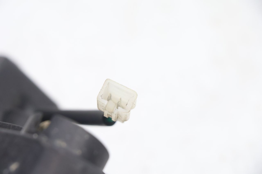 photo de PHARE AVANT TNT MOTOR GRIDO 2T 50 (2010 - 2019) - État de surface