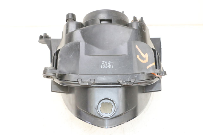 photo de PHARE AVANT SUZUKI GSXR GSX-R 1000 (2003 - 2004) - Autre angle de vue