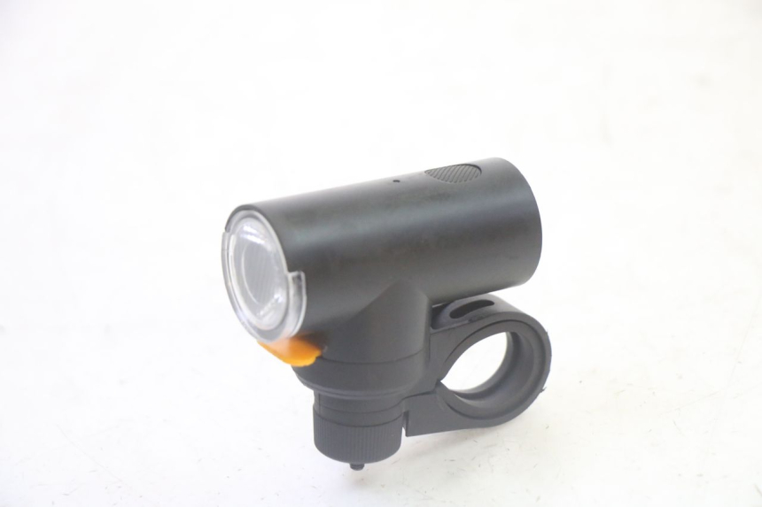 photo de PHARE AVANT HITWAY H5 1 - Détail de la pièce