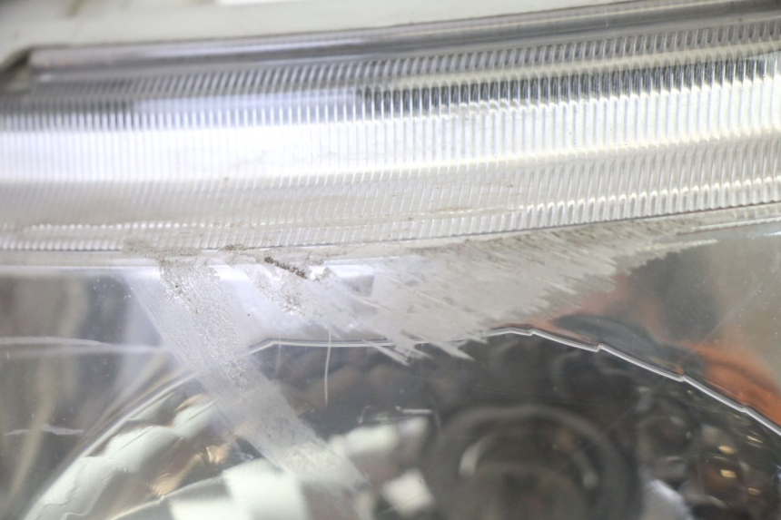 photo de PHARE AVANT DAELIM HISTORY 125 (2001 - 2002) - Détail de la pièce