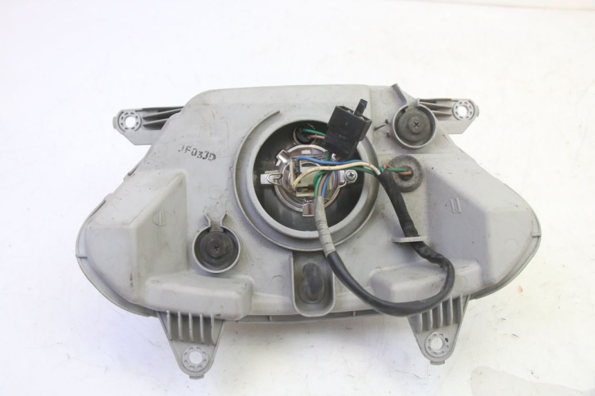 photo de PHARE AVANT DAELIM HISTORY 125 (2001 - 2002) - État de surface