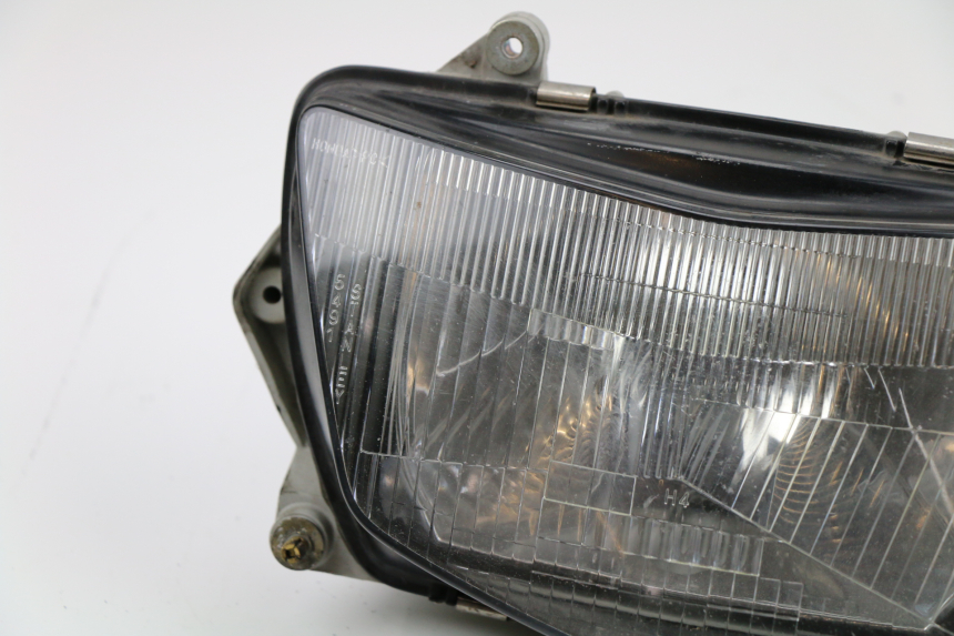 photo de PHARE AVANT HONDA CBR F 600 (1996 - 1998) - Autre angle de vue