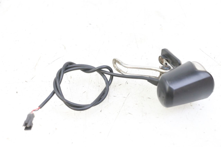 photo de PHARE AVANT JOYOR S10-S-Z 1 - Gros plan technique