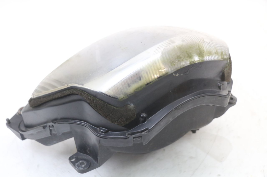 photo de PHARE AVANT KAWASAKI ZR7 ZR-7 S 750 (1999 - 2004) - Autre angle de vue