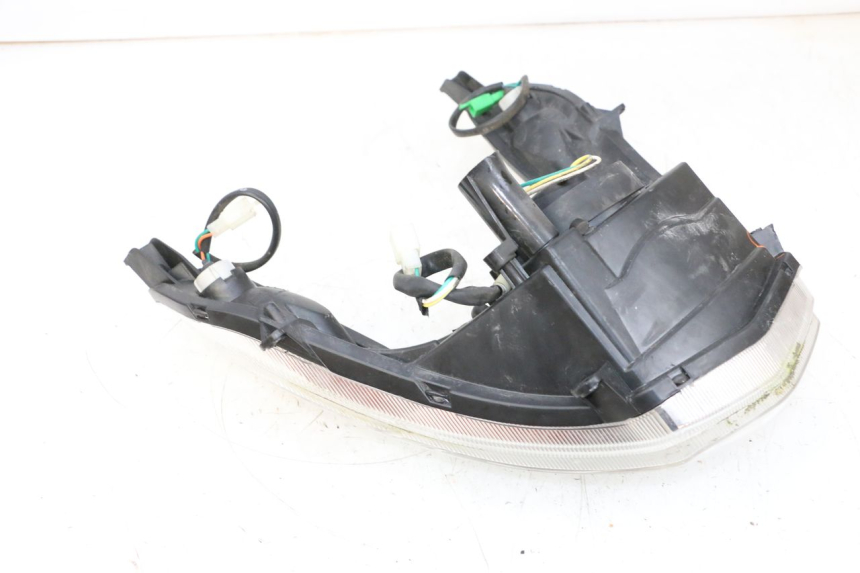 photo de PHARE AVANT PEUGEOT KISBEE 2T 50 (2010 - 2017) - Zoom état d’usage