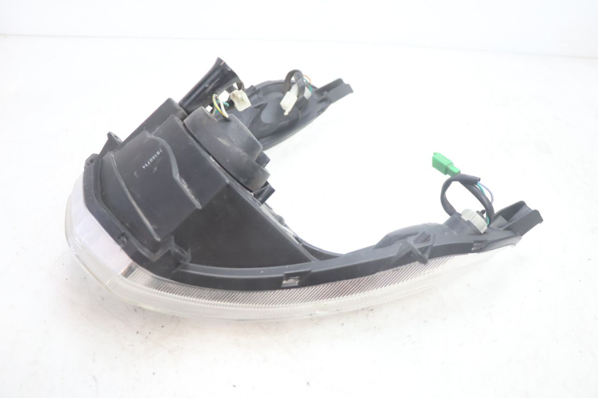 photo de PHARE AVANT PEUGEOT KISBEE 2T 50 (2010 - 2017) - État de surface