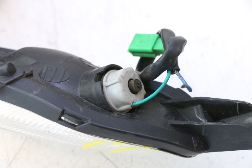 photo de PHARE AVANT PEUGEOT KISBEE 2T 50 (2010 - 2017) - Vue produit