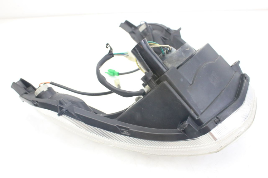 photo de PHARE AVANT PEUGEOT KISBEE 4T 50 (2010 - 2017) - Détail de la pièce