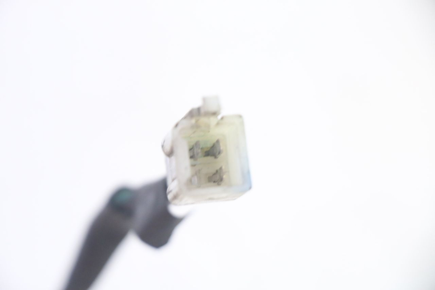 photo de PHARE AVANT PEUGEOT KISBEE 4T 50 (2018 - 2022) - Vue rapprochée