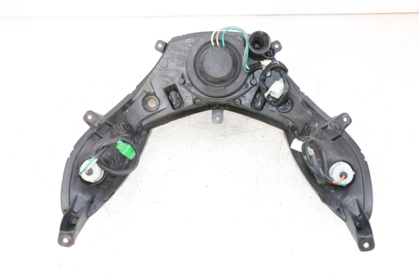 photo de PHARE AVANT PEUGEOT KISBEE 4T 50 (2010 - 2017) - Points de fixation