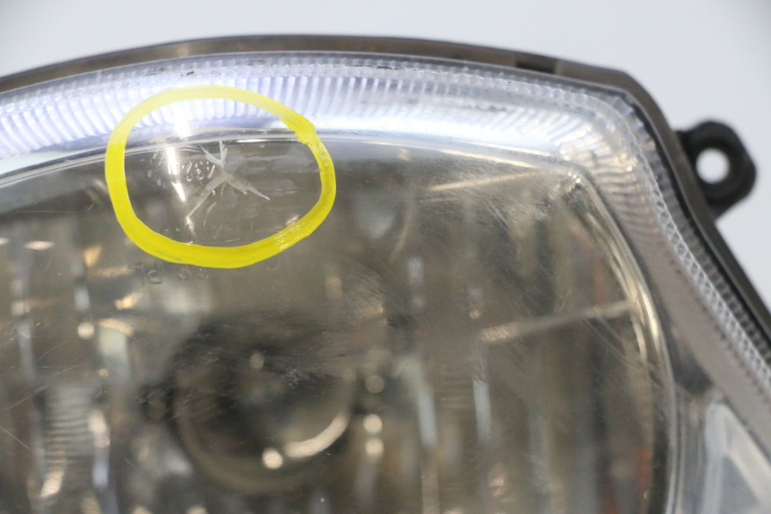 photo de PHARE AVANT PEUGEOT KISBEE 4T 50 (2018 - 2022) - Détails caractéristiques