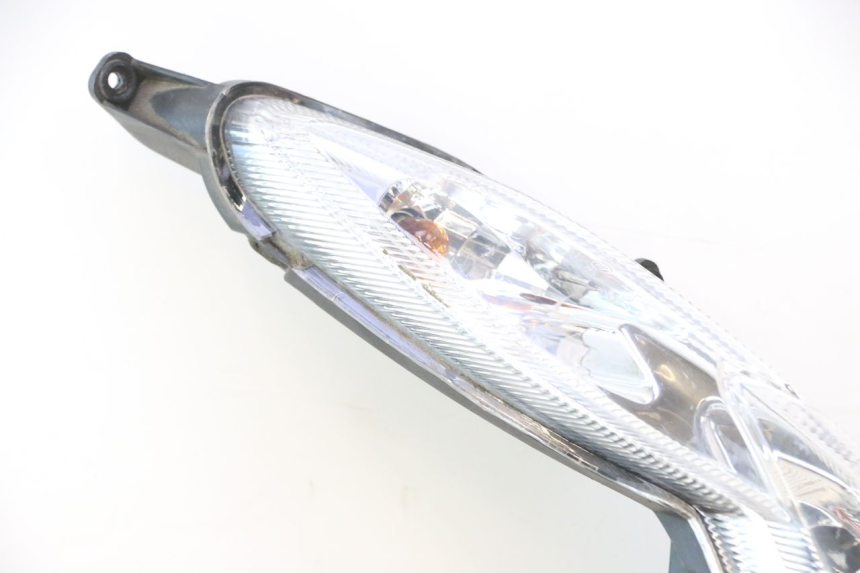 photo de PHARE AVANT PEUGEOT KISBEE 4T 50 (2018 - 2022) - Zoom état d’usage
