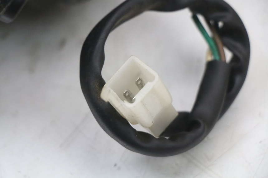 photo de PHARE AVANT ORCAL KITE 4T 50 (2019 - 2023) - État de surface