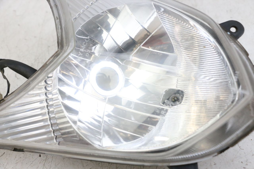 photo de PHARE AVANT KYMCO AGILITY 4T 50 (2005 - 2018) - Points de fixation