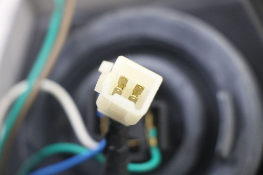 photo de PHARE AVANT KYMCO AGILITY 4T 50 (2005 - 2018) - Points de fixation