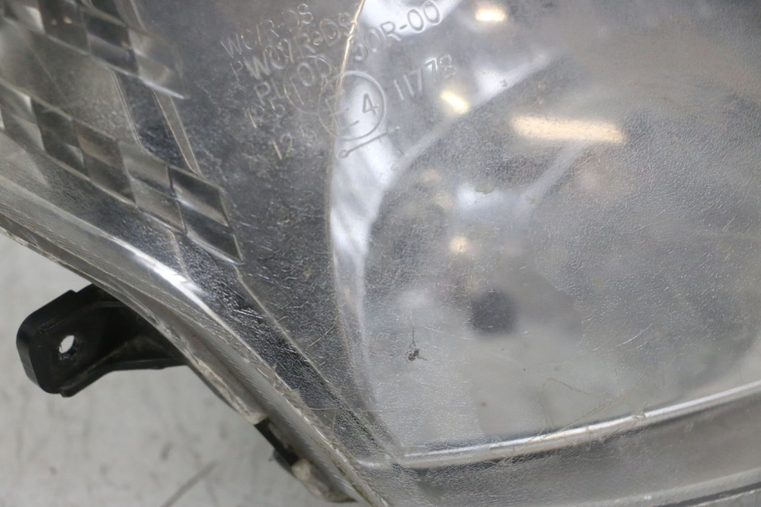 photo de PHARE AVANT KYMCO DINK 4T 50 (2007 - 2018) - Zoom qualité