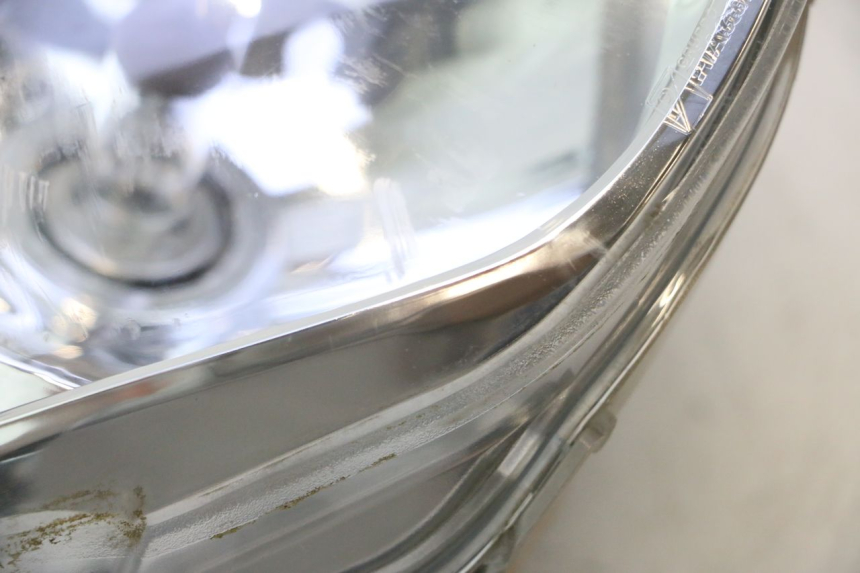 photo de PHARE AVANT PIAGGIO LIBERTY IGET 4T 50 (2015 - 2020) - Zoom composants