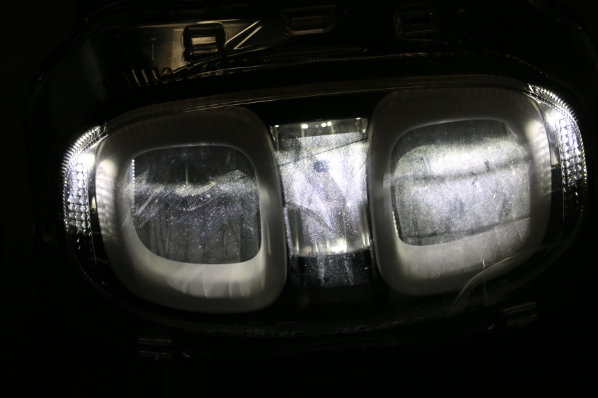 photo de PHARE AVANT YAMAHA NEO'S CORE 1 (2022 - 2026) - Inspection visuelle