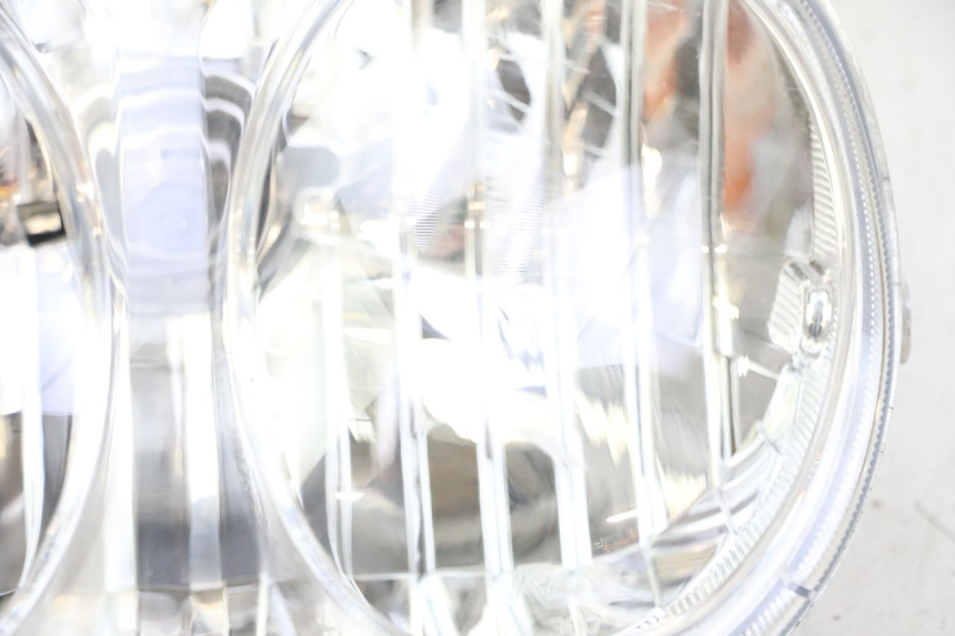 photo de PHARE AVANT YAMAHA NEOS NEO'S 4T 50 (2008 - 2016) - Marquages et références