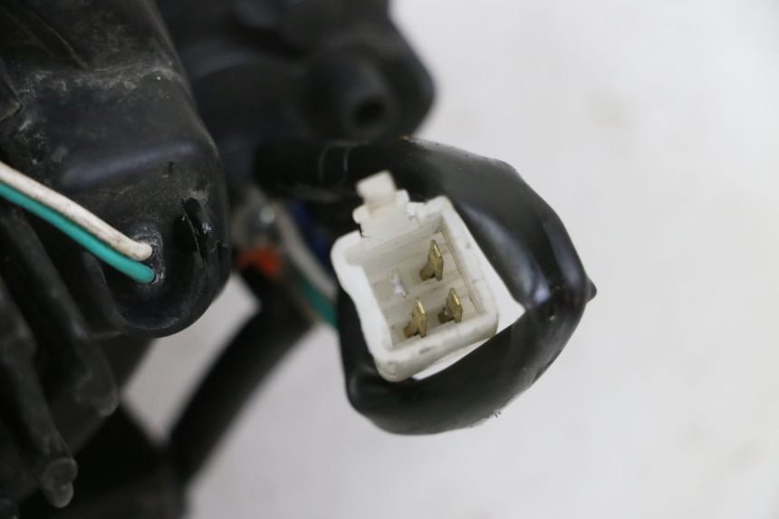 photo de PHARE AVANT KYMCO LIKE 4T 50 (2019 - 2025) - Gros plan technique