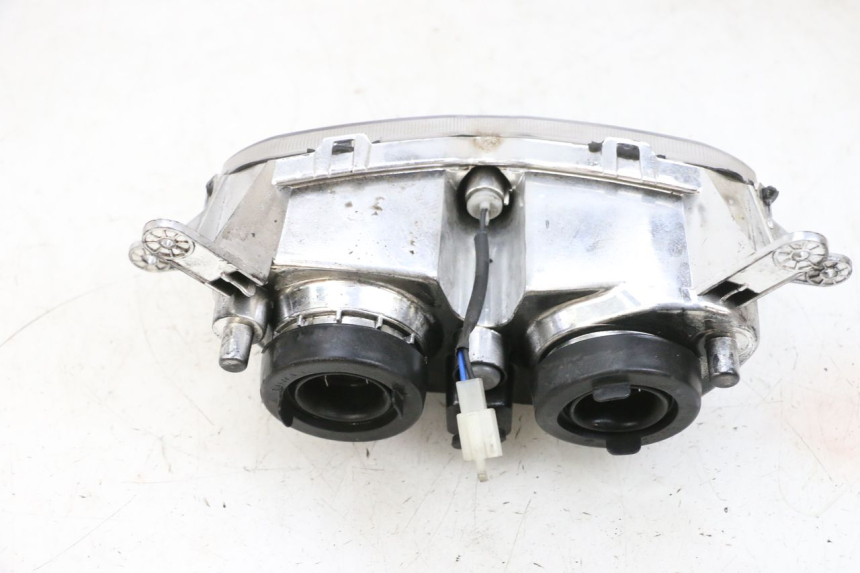 photo de PHARE AVANT PIAGGIO NEW TYPHOON 50 (2018 - 2021) - Points de fixation