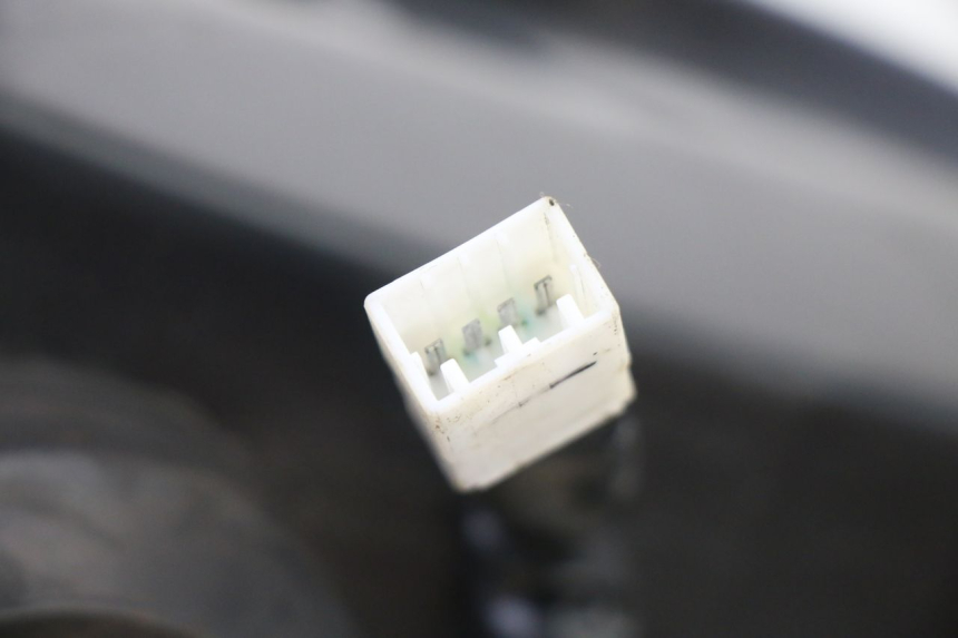 photo de PHARE AVANT PIAGGIO NRG POWER PUREJET 50 (2018 - 2021) - Vue rapprochée