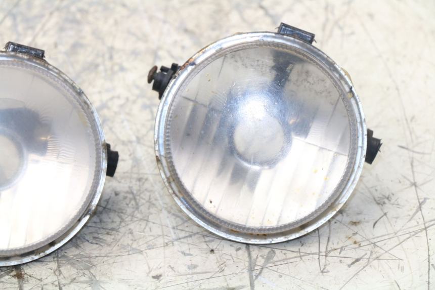 photo de PHARE AVANT PANTHERA PANTHERA 110 (2010 - 2017) - État de surface