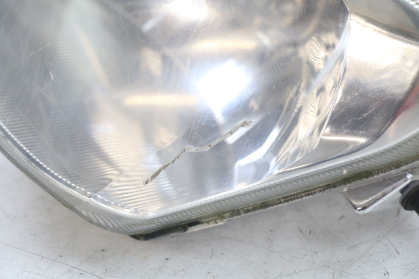 photo de PHARE AVANT PEUGEOT BELVILLE 125 (2017 - 2021) - Zoom état d’usage