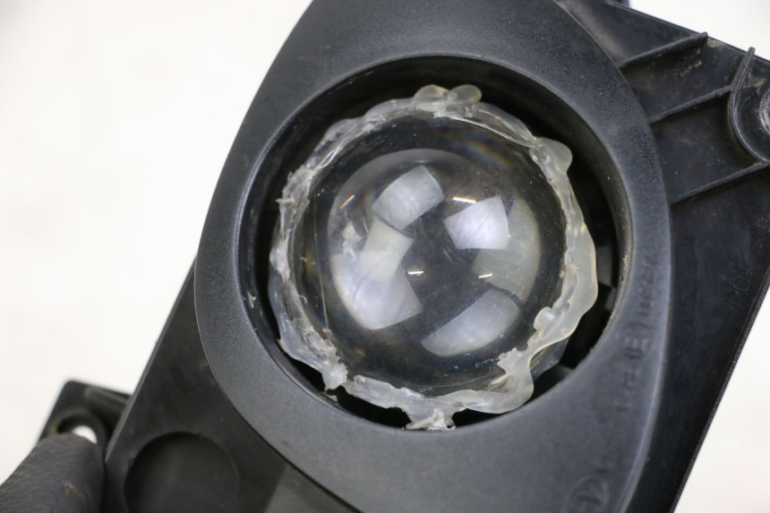 photo de PHARE AVANT PEUGEOT TKR TREKKER FURIOUS 50 (2005 - 2014) - Détail de la pièce