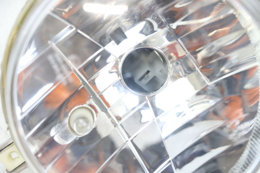 photo de PHARE AVANT EFUN PUSA 1 - État de surface