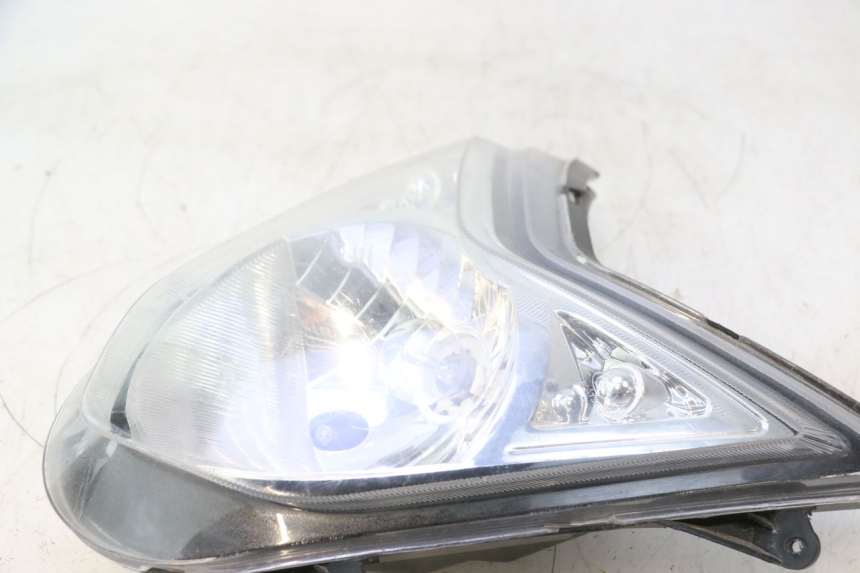 photo de PHARE AVANT TNT MOTOR ROMA 10' 2T 50 (2011 - 2018) - Gros plan technique