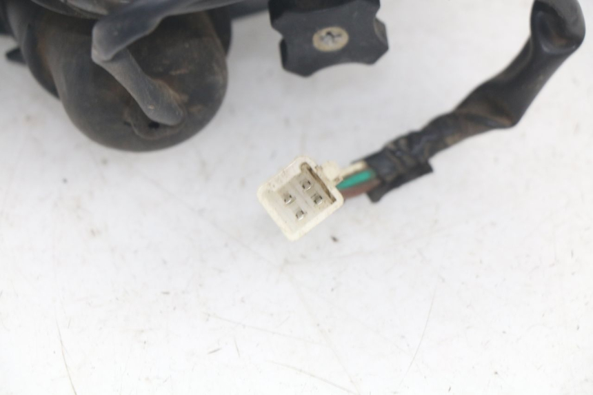 photo de PHARE AVANT DAELIM S4 50 (2010 - 2015) - Détail de la pièce