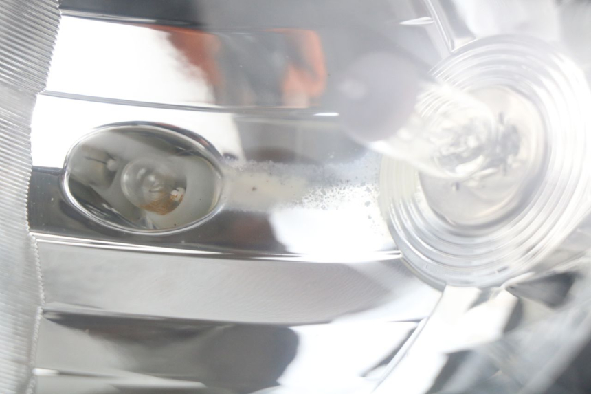 photo de PHARE AVANT DAELIM S4 50 (2010 - 2015) - Vue d’ensemble