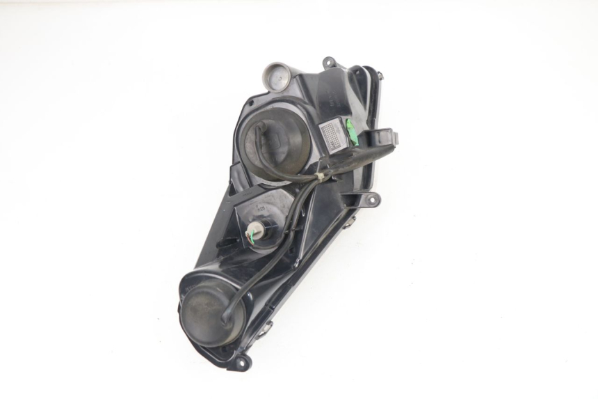 photo de PHARE AVANT PEUGEOT SATELIS COMPRESSOR K15 125 (2006 - 2009) - Autre angle de vue