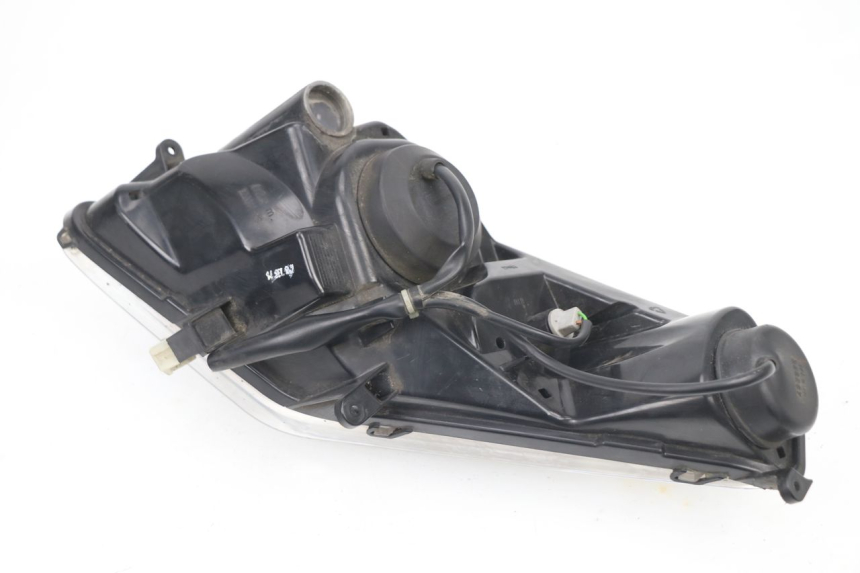 photo de PHARE AVANT PEUGEOT SATELIS 125 (2010 - 2012) - Points de fixation