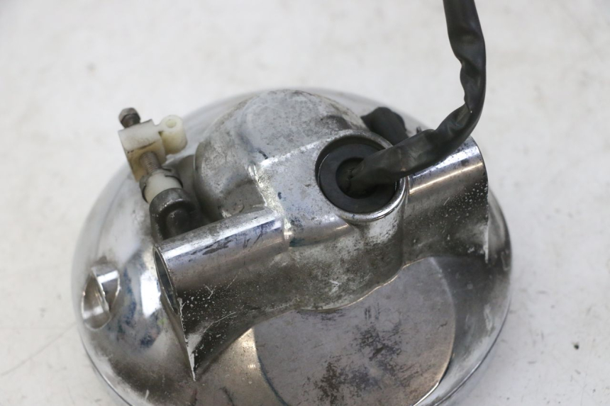 photo de PHARE AVANT APRILIA SCARABEO GT TOURING 125 (1999 - 2005) - Détail de la pièce