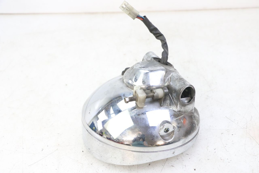 photo de PHARE AVANT APRILIA SCARABEO GT TOURING 125 (1999 - 2005) - Zoom état d’usage