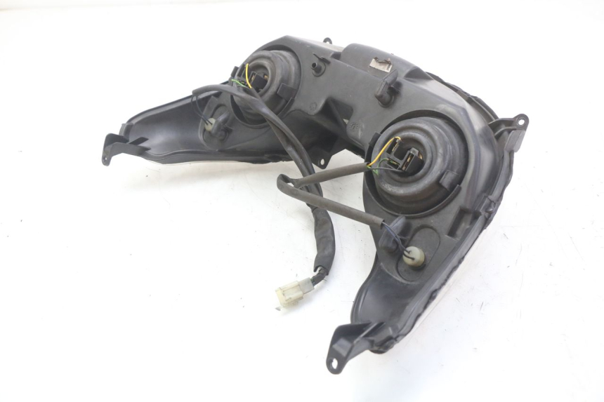 photo de PHARE AVANT MBK SKYCRUISER 125 (2006 - 2009) - Zoom état d’usage