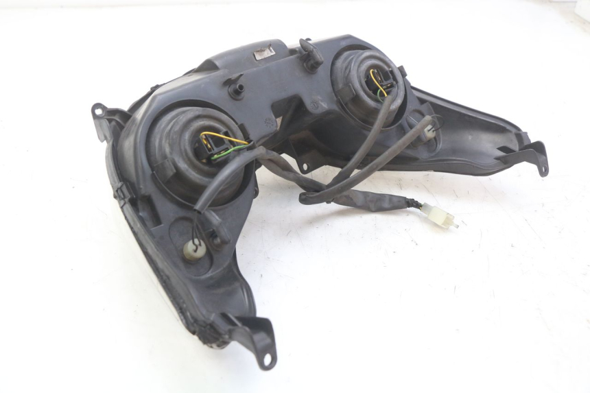 photo de PHARE AVANT MBK SKYCRUISER 125 (2006 - 2009) - Autre angle de vue