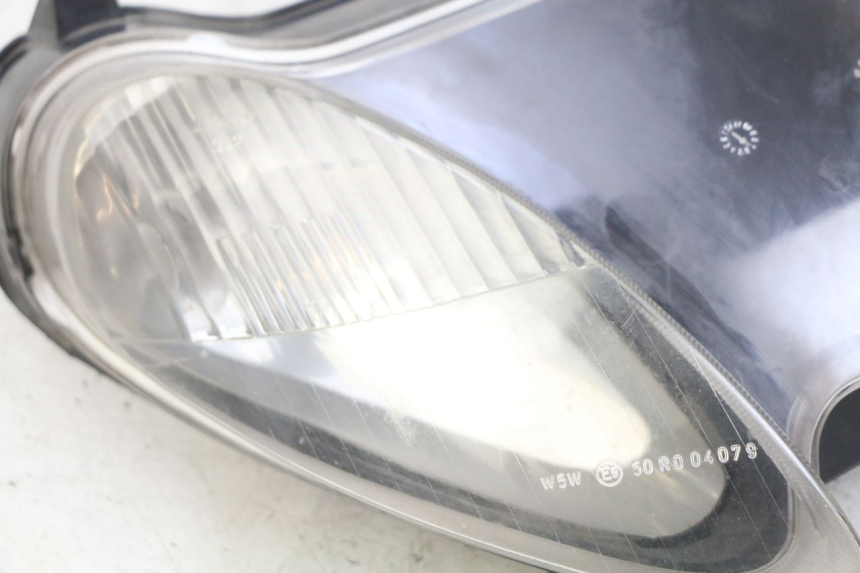 photo de PHARE AVANT MBK SKYLINER 125 (1998 - 2001) - Zoom état d’usage