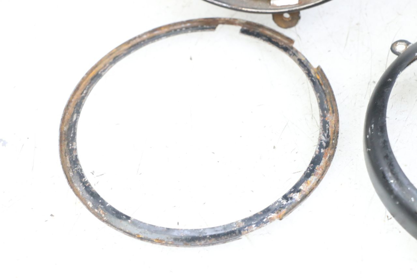 photo de Headlight HARLEY DAVIDSON SPORTSTER XL CUSTOM 1200 (2003 - 2004) - Angle alternatif